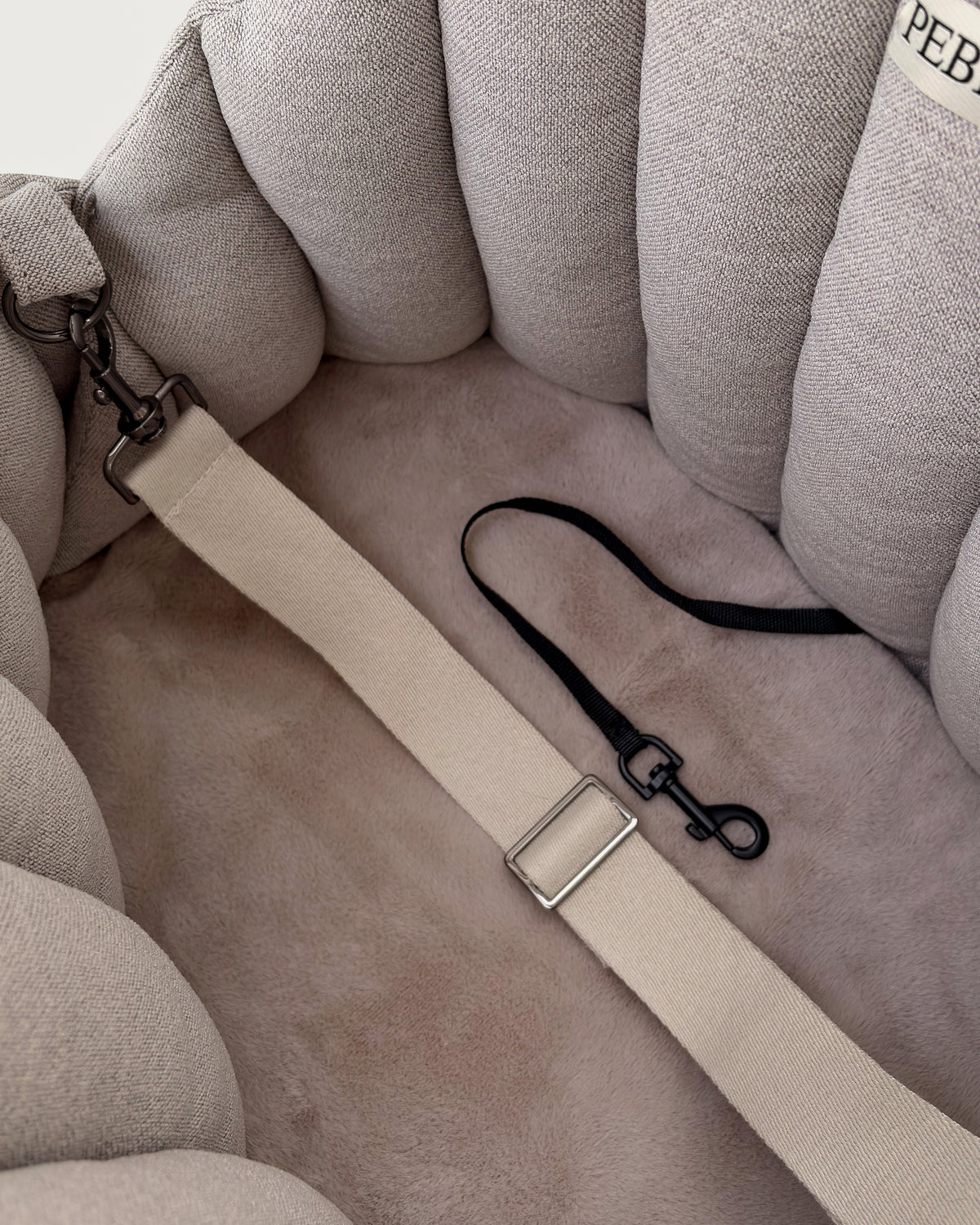 Haven Carrier · Linen Sand